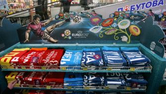 Souvenirs with symbols of UEFA EURO 2012 ™