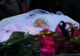 Coffin with the body of Oksana Makar