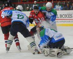 Hockey. HC "Donbass" (Donetsk) vs. HC "Toros" (Neftekamsk)