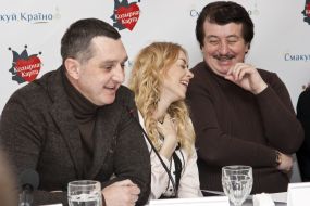 Nataliya Valevskaya, Ivan Popovich and Vadim Michkovskiy 