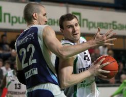 Artem Parakhovskiy and Daniel McClintock