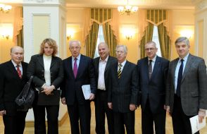Meeting of Azarov with public organizations and experts in the field of employment