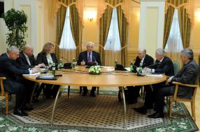 Meeting of Azarov with public organizations and experts in the field of employment