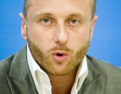 Сергій Ларькін (Larson)