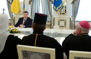 Viktor Yanukovich at a meeting with the heads of Ukrainian churches