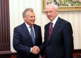 Aleksandr Kwasniewski and Nikolay Azarov