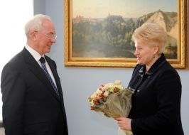 Nikolay Azarov and Dalia Grybauskaite