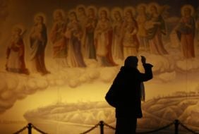 Віруюча хреститься