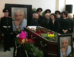 Церемонія прощання з Михайлом Вороніним