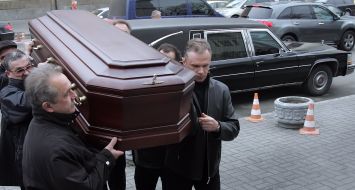 Гроб с телом Михаила Воронина