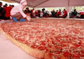 Preparation of the biggest pizza in Ukraine