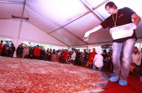 Preparation of the biggest pizza in Ukraine
