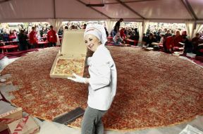 Preparation of the biggest pizza in Ukraine
