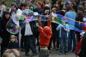 Parade Bubble