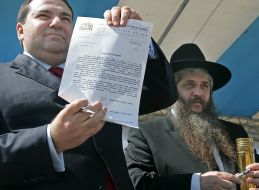 Alexander Levin and Rabbi Moshe Reuven Azman