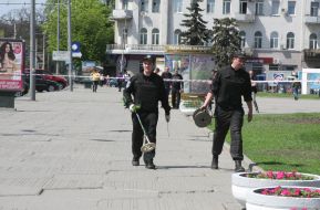 The work of investigation group on the site of explosion