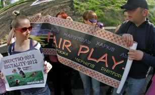 Protesters in support of homeless animals