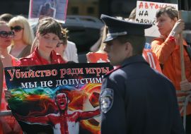 Protesters in support of homeless animals