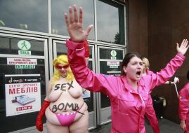 Активистки женского движения FEMEN