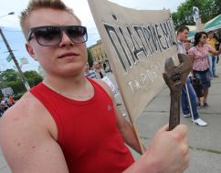 The action-parody of the May Day demonstration