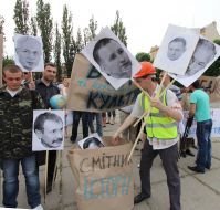 The action-parody of the May Day demonstration