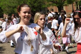 День вишиванки в Чернівцях