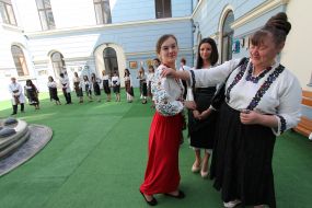 День вишиванки в Чернівцях