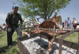 Сarcass a sheep on spit