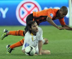 Velizar Dimitrov and Fernandinho