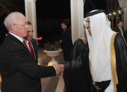 Nikolay Azarov and Hamad bin Jassem Al-Thani