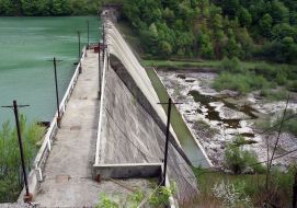 Pollution of rivers