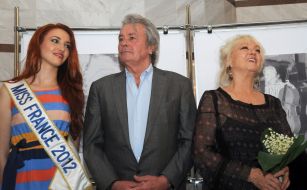 Delphine Wespiser, Mylene Demongeot  and Alain Delon