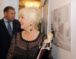 Mikhail Dobkin and Mylene Demongeot 