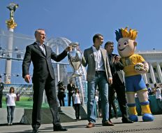 Grigoriy Surkis, Davor Suker and Andrey Shevchenko