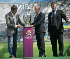 Grigoriy Surkis, Davor Suker and Andrey Shevchenko