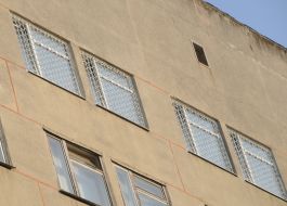 Grates on the windows of chamber of Yuliya Timoshenko 