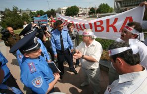 Сотрудники милиции