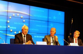 Николай Азаров, Вилли Севндаль и Штефан Фюле