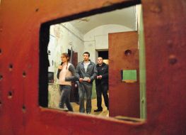 Visitors examine prisons chambers