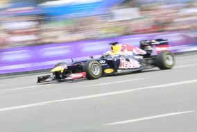 RB7 "Formula 1" racing car 