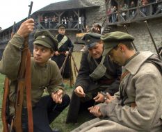 Участники военно-исторического общества 