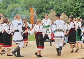 Participants of Krasnoilskaya polonina - 2012 festival