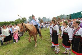 Participants of Krasnoilskaya polonina - 2012 festival