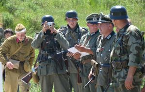 Participants in the reconstruction of the battle at the "Well of Life"