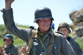 Participants in the reconstruction of the battle at the "Well of Life"