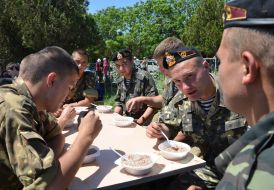 Participants in the reconstruction of the battle at the "Well of Life"