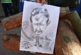 A picture with depicts Aleksandr Popov