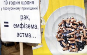 Placard with representing cigarette-ends 