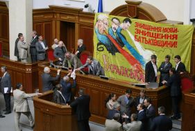 Deputies from opposition in the presidium of parliament