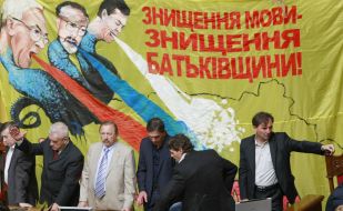 Deputies from opposition in the presidium of parliament